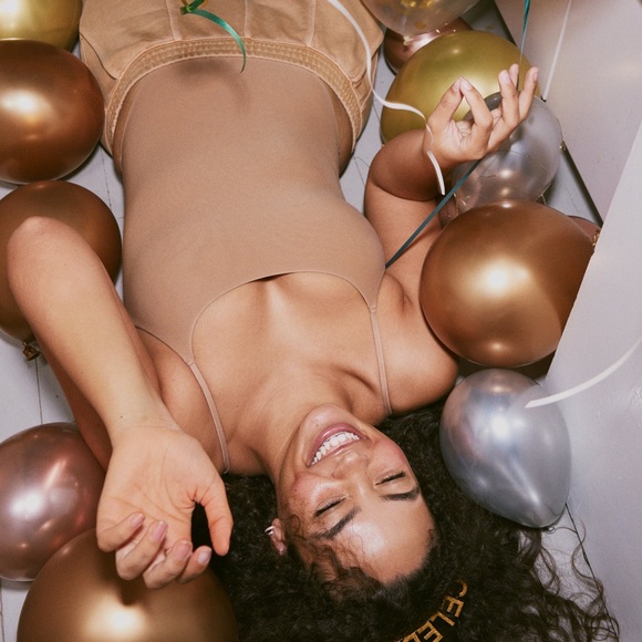 NWT AERIE Smoothez Tank Top Bodysuit - Beach Dune - Medium - Picture 6 of 13